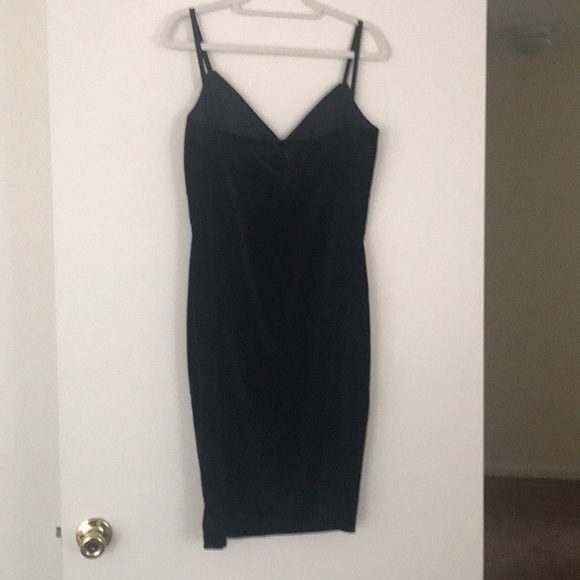 Dress - Picture 2 of 5